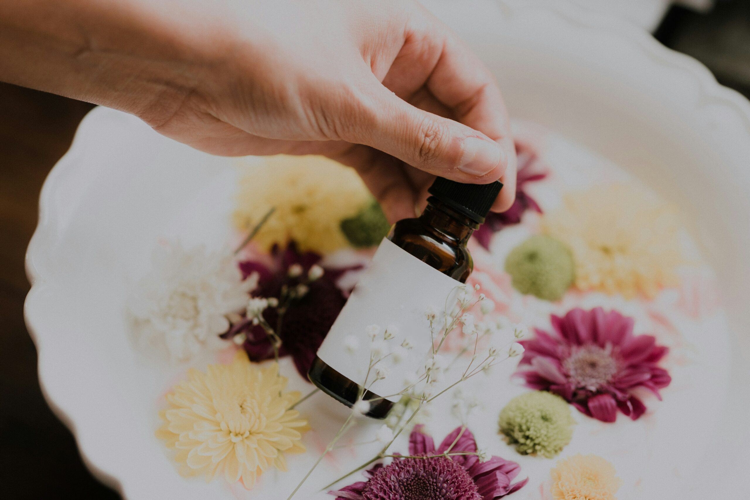 Wie ätherische Öle funktionieren: Die Wissenschaft hinter den Aromen